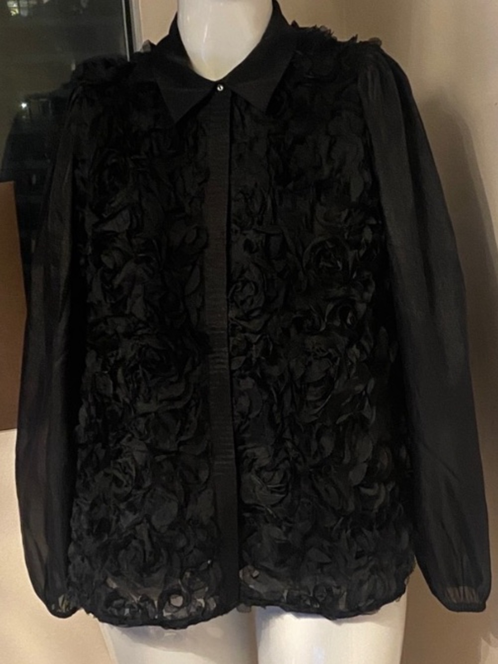 YAS Black Top Textured Floral Top 10 - Picture 4 of 13